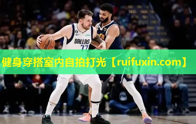 健身穿搭室内自拍打光